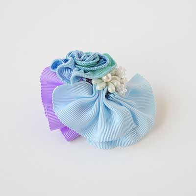 淡藤色の花束コサージュ