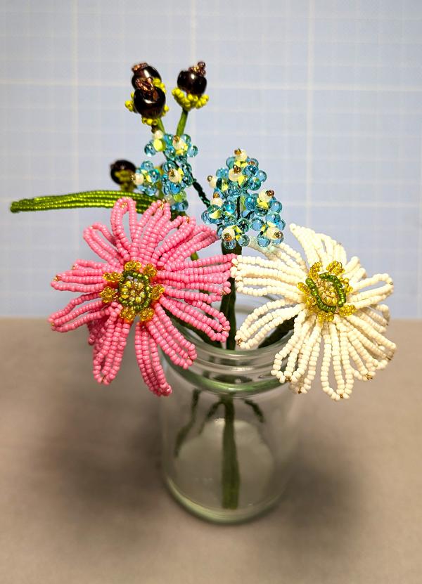 【別のデザインも作りたい】1箱で3種類のお花が作れるお得感いっぱいのキットへのレビューです