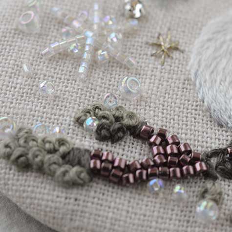 Long-tailed Tit Brooch（ふっくらシマエナガのブローチ）