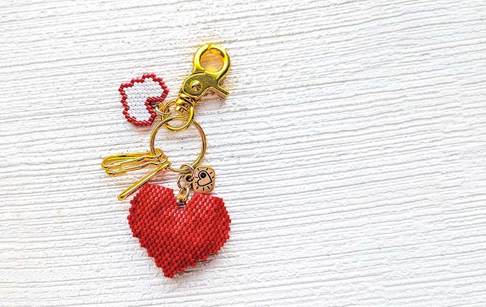 DBMで作るハートモチーフのキーホルダー(レッド) DBMで作るハートモチーフのキーホルダー(レッド)